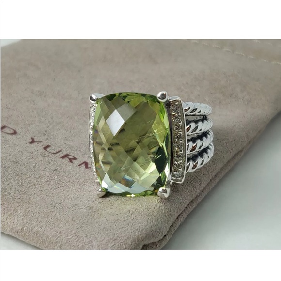 David Yurman Jewelry - David Yurman Wheaton diamond ring with Peridot